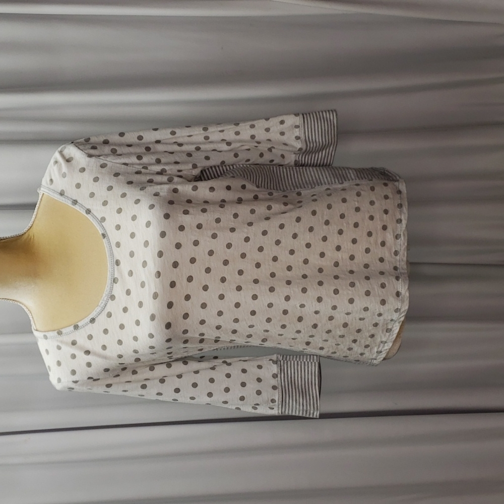 Onque Casual Top Size Med